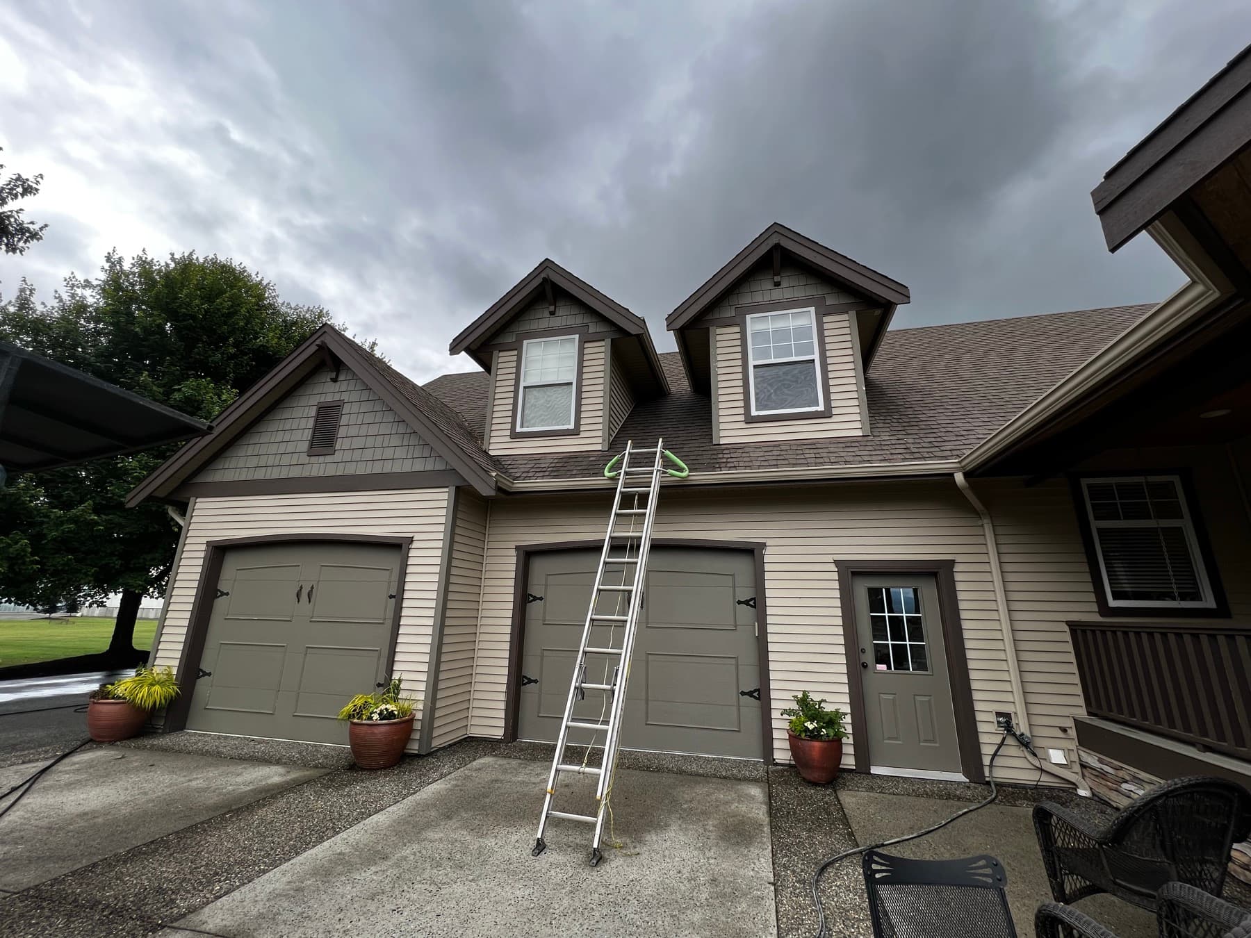 Residential home exterior set up for a pressure wash